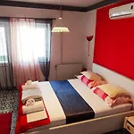 Veronika 1 Makarska