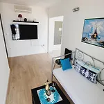 Veronika 1 * Makarska