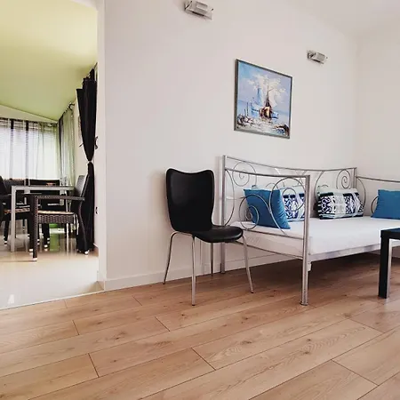 Veronika 1 Apartamento *
